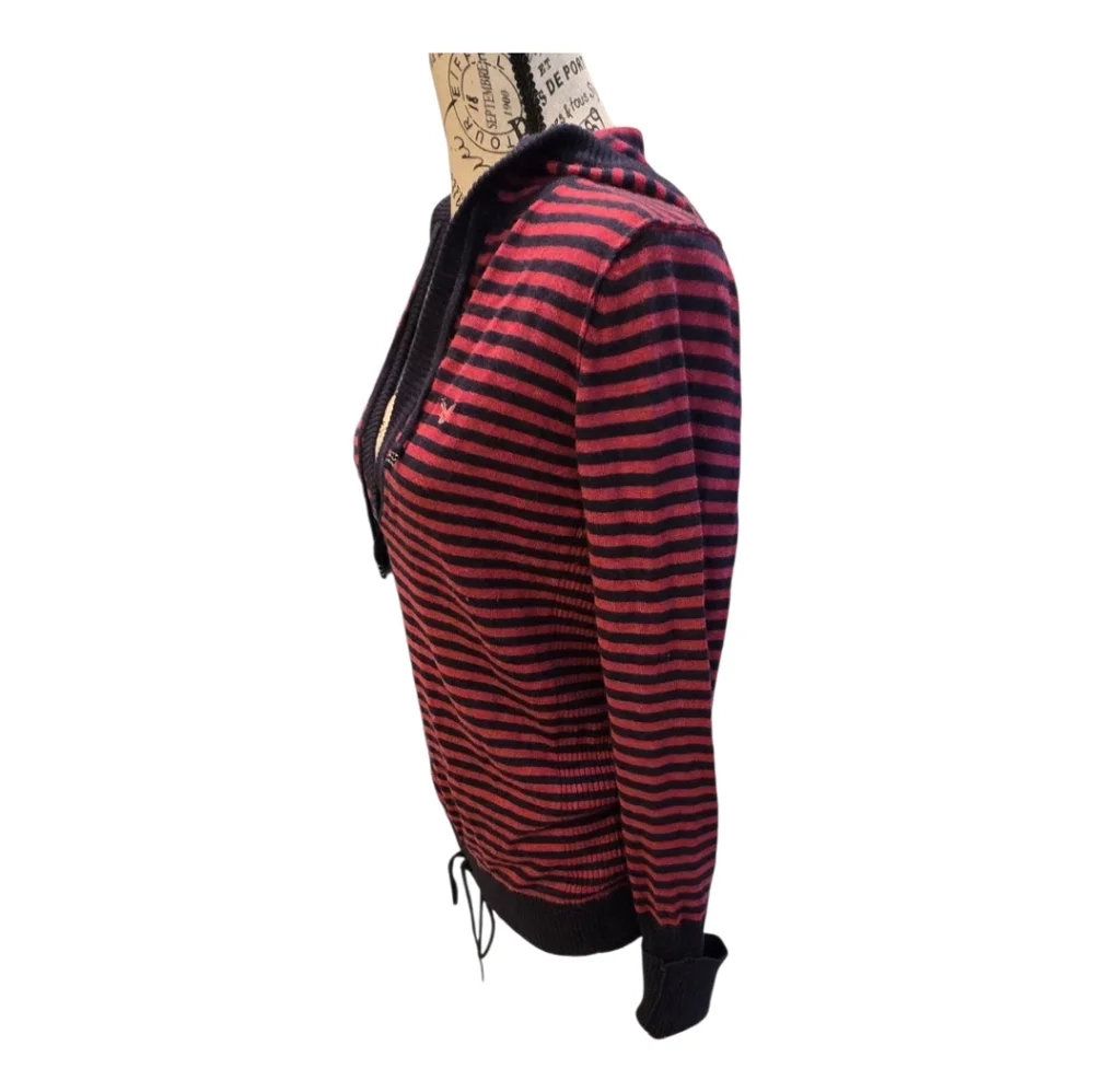 American Eagle Outfitters vintage sweater